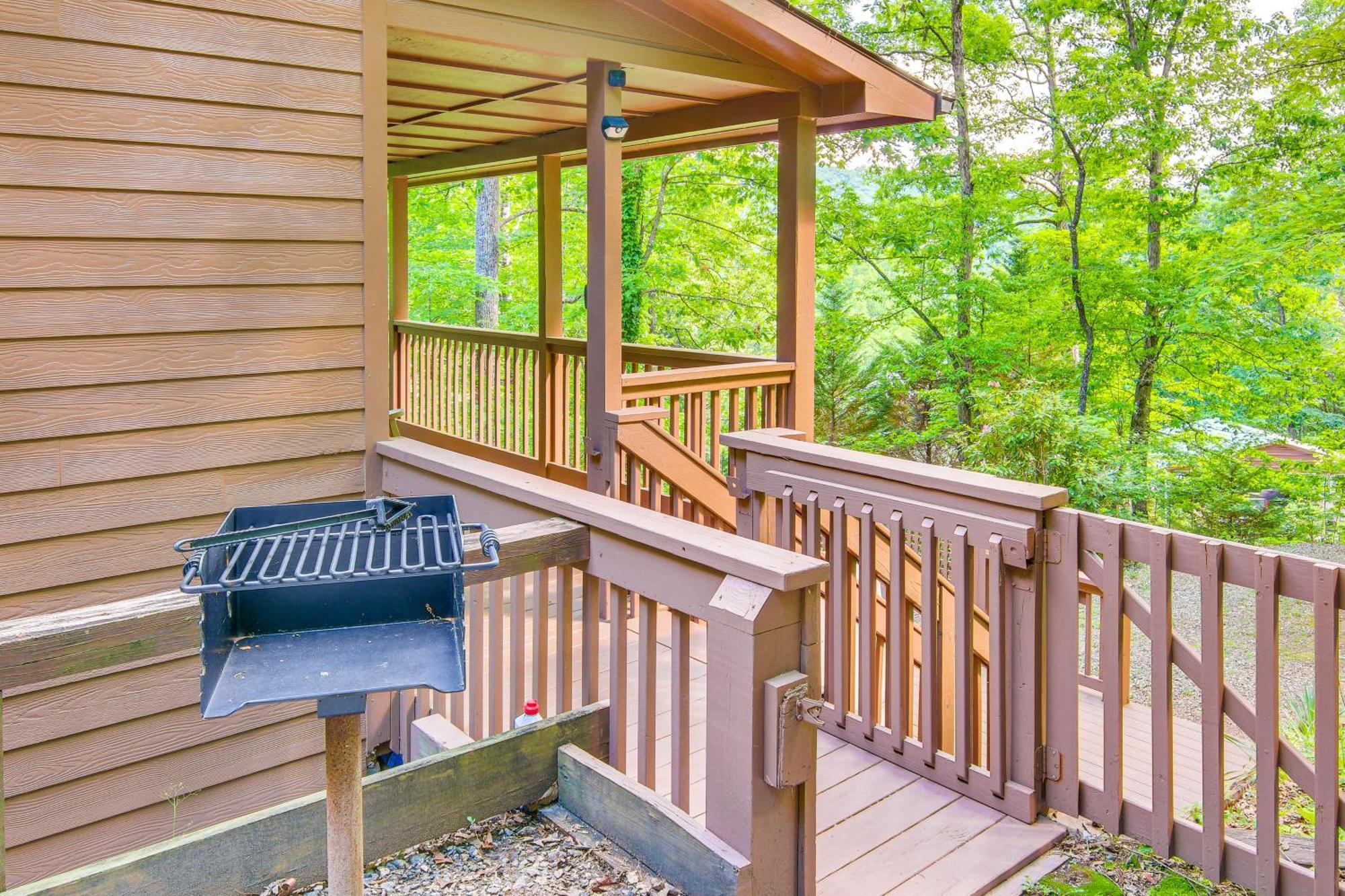 Charming Fox Den Cabin In Whittier With Hot Tub! Ngoại thất bức ảnh