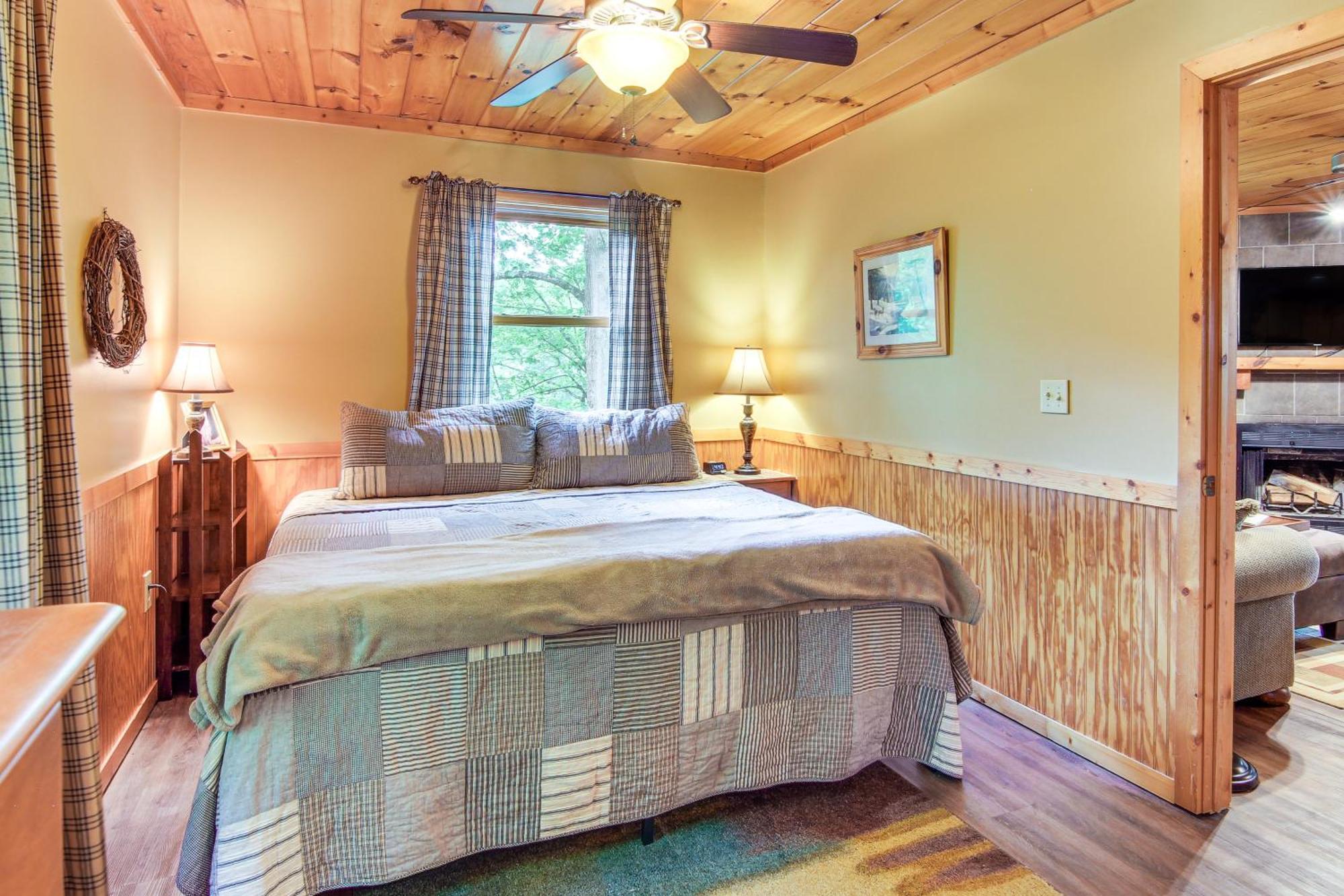 Charming Fox Den Cabin In Whittier With Hot Tub! Ngoại thất bức ảnh