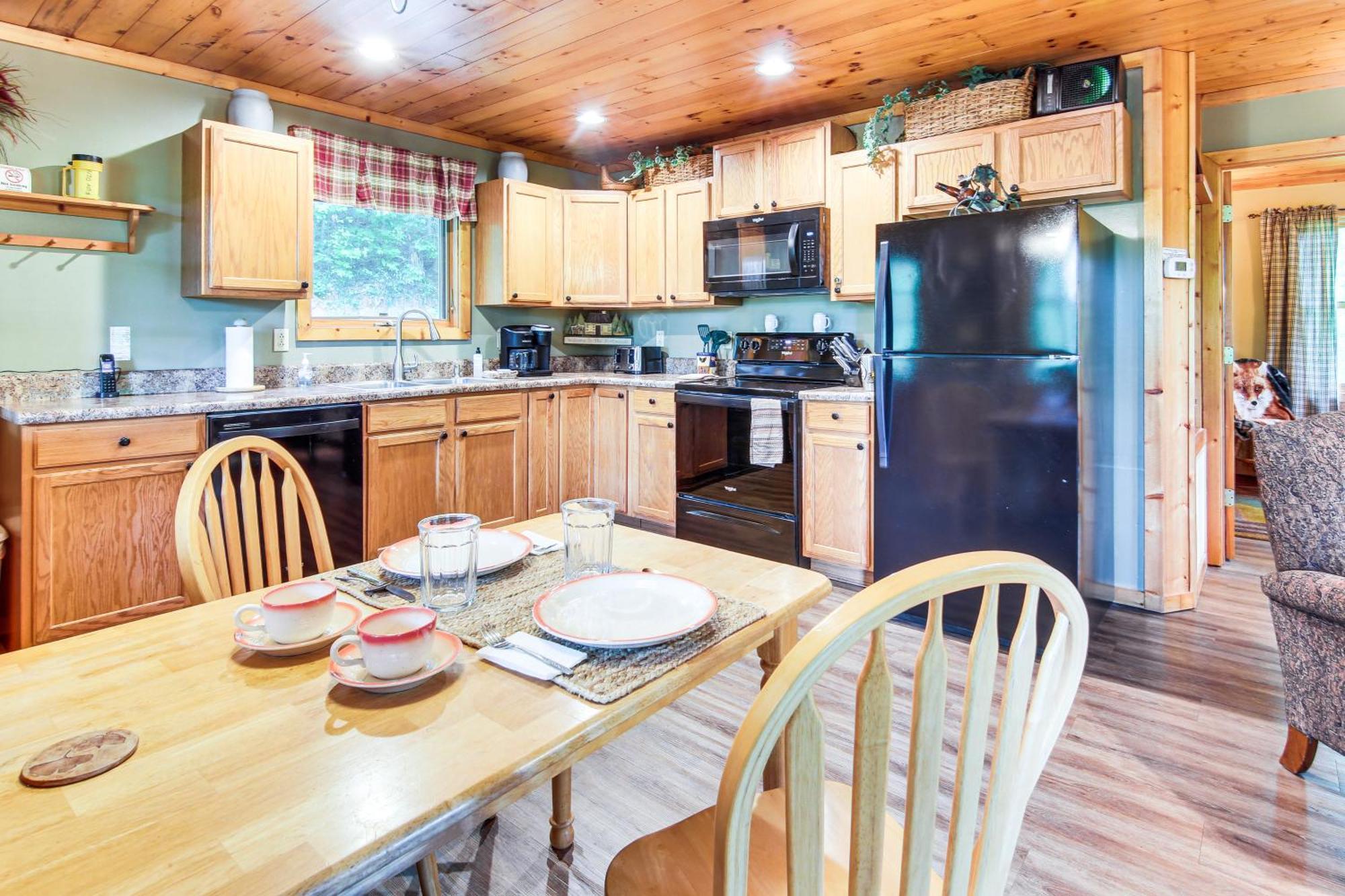Charming Fox Den Cabin In Whittier With Hot Tub! Ngoại thất bức ảnh