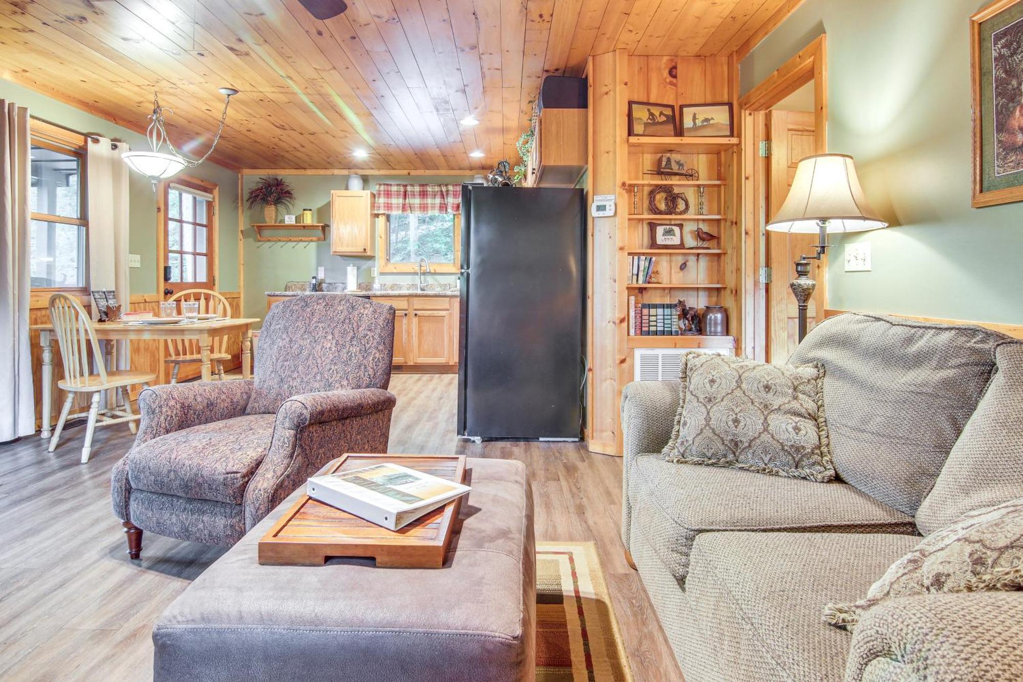 Charming Fox Den Cabin In Whittier With Hot Tub! Ngoại thất bức ảnh